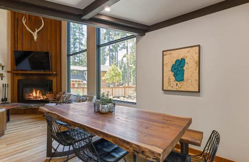 Carnelian Bay House | Four Summits- Hot Tub- Pool Table- Short Drive to Ski Resorits
