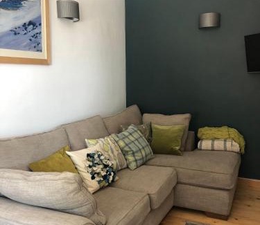 Moffat House | Fox Cottage