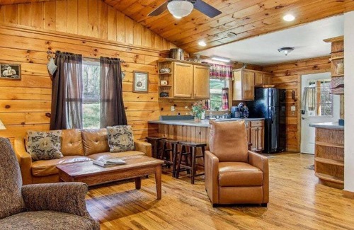 Bryson City Cabin | Fox Creek Cabin 1: Creekside Cabin in the Smoky Mountains
