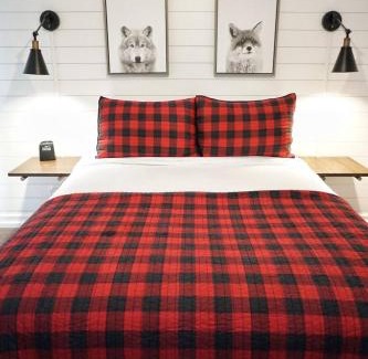 West Village House | Fox Den- Pet Friendly Suite In Shaver Lake