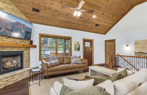 Boone House | Fox Hill Retreat