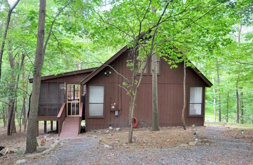 The Woods House | Fox Hollow - Hot Tub, Wifi, Pet Friendly, Screen Porch, Deck, Recreation Center, Pool Access, Golf Nearby, Hiking, Grill, Fireplace, King Bed