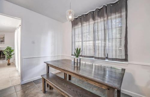 Hickory Hill House | Fox Hunt Hideaway