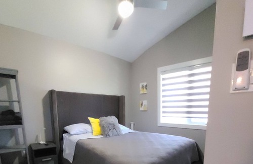 Otter Lake Ski Chalet | Fox Lakehouse is a contemporary four season home with amazing walk in beach.