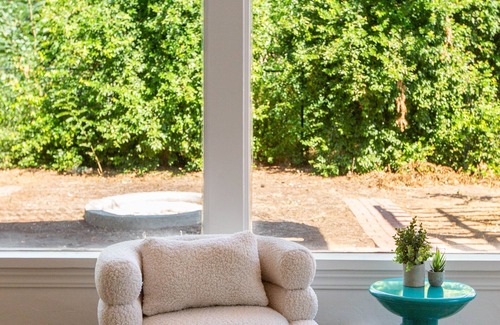 Roosevelt House | Fox Manor The Ultimate Fresno Getaway 5 Bedroom Home by RedAwning