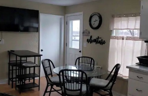 Menasha House | Fox River Retreat #1