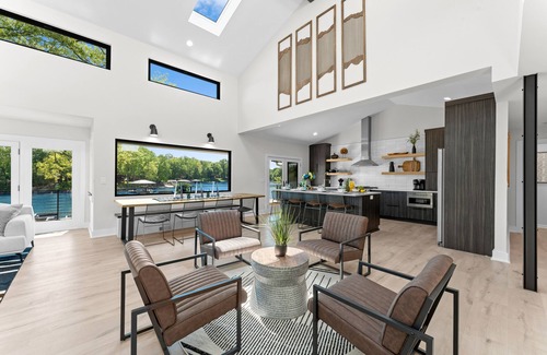 Denver House | Fox Run w/Heated Pool & Optional Boat Rental