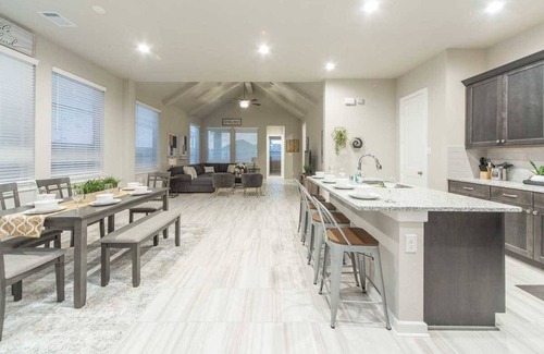Sienna Plantation House | Fox Trail Sunshine Home