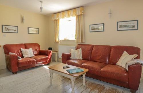 Gorran House | Foxes Den
