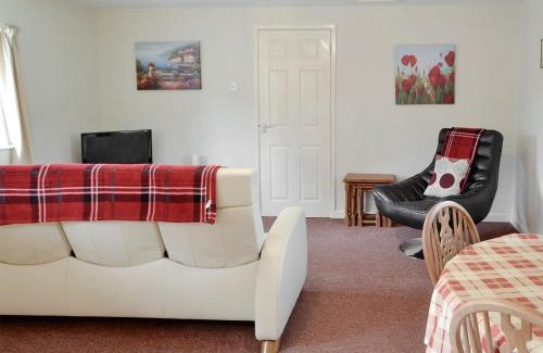 Wootton Fitzpaine House | Foxglove Cottage