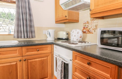 Hawsker Cottage | FOXHUNTER COTTAGE, family friendly in Hawsker