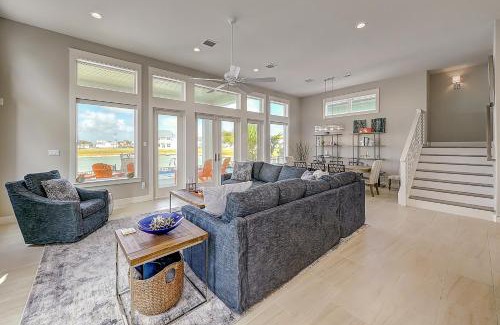 Rockport House | Foxtail Breeze