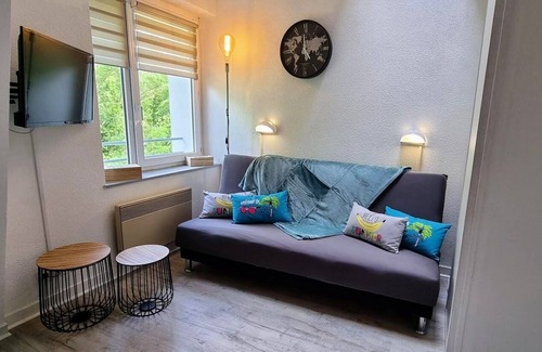 Kerfany-les-Pins Apartment | Studio Mezzanine 150m de Plage