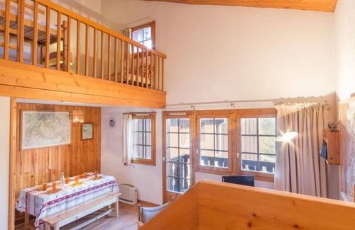 Montchavin Apartment | Spacious duplex in the heart of the resort, near the gondola, balcony, ski locker
