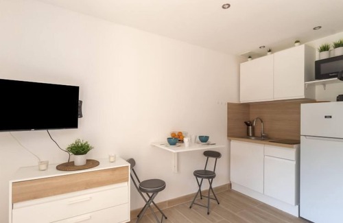 La Madrague Apartment | Les Aigues Marines by Interhome