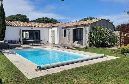 Cheray House | Les Hérons, Havre Pour 4 Pers. Piscine, Jardin, Tous Services Compris