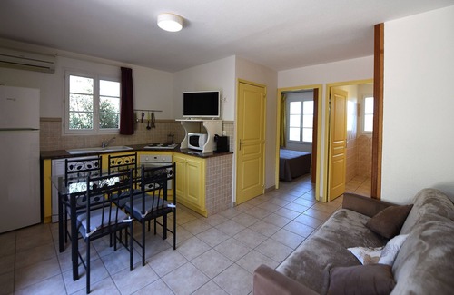 Sainte-Lucie-de-Porto-Vecchio Apartment | Villa 1 Chambre (2 - 4 Personnes)