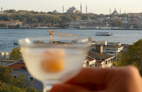 Tophane Hotel | Fragments Hotel