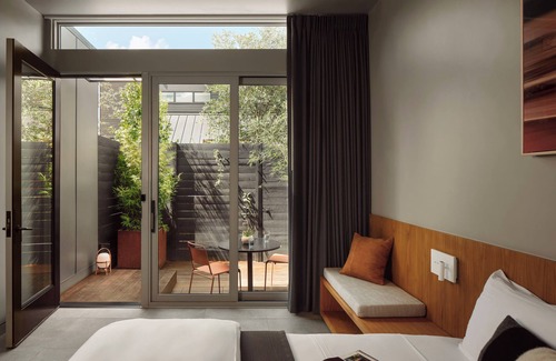 Bouldin Hotel | Frame Hotel - SoCo
