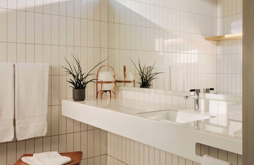 Bouldin Hotel | Frame Hotel - SoCo