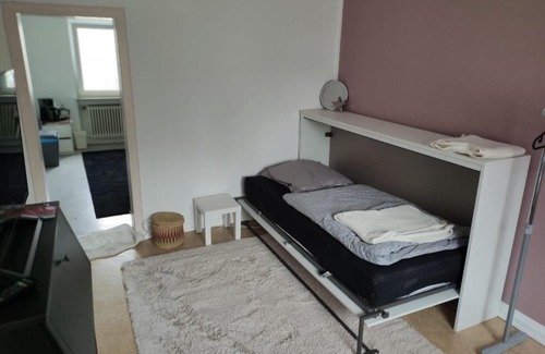 Eschersheim Apartment | Frankfurter Adlernest 1 Room
