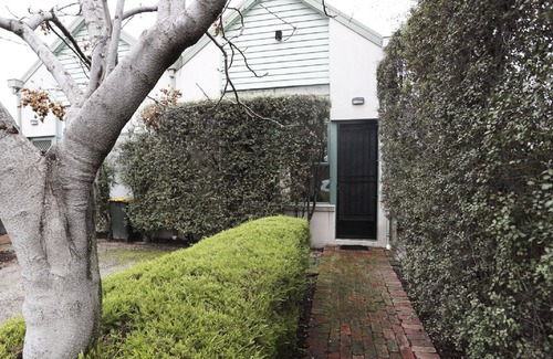 Newport Apartment | Franklin Apartment Williamstown