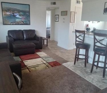Raisin Apartment | Franklin Apt