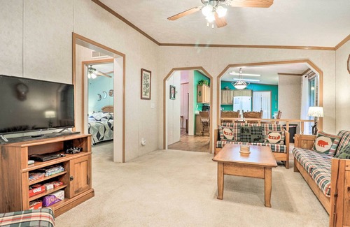 Franklin House | Franklin Home w/ Deck, & Fire Pit: 8 Mi to Dtwn!