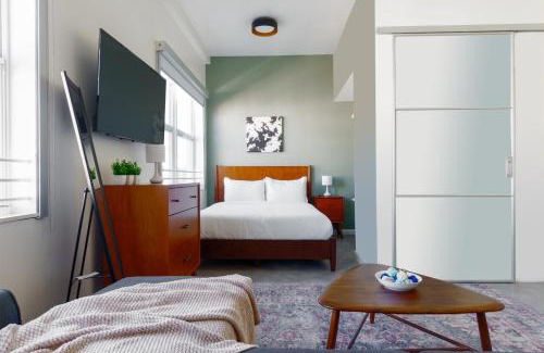 Flamingo/Lummus Apartment | Franklin Suites South Beach