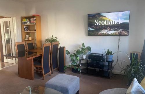 West Pilton House | Frans Place
