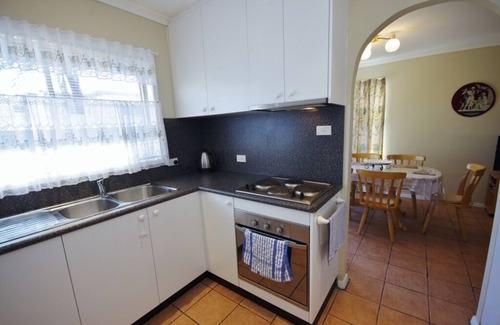 Toukley Apartment | Fravent House - 3 Bedroom Home