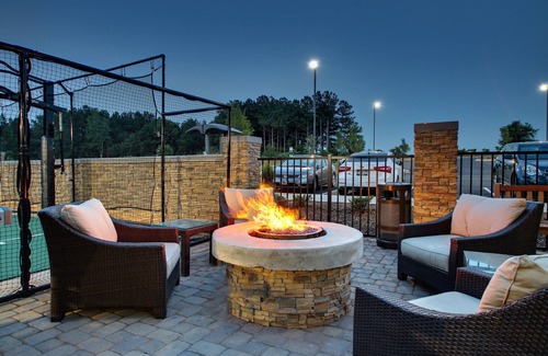 Rock Hill Condo | Free Breakfast Buffet. Indoor Pool. Close to Winthrop University!