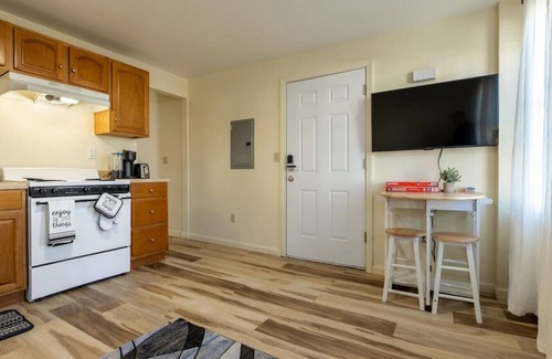 Chicopee Apartment | Free coffee a comfortable bed food and drinks