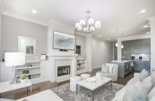 West End House | FREE NIGHT DEAL! DOWNTOWN 1MI TO BROADWAY! #3 of 6 HOMES! Rooftop Deck BY VANDY!