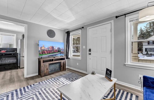 Hamburg Apartment | Free Parking and Prime Location