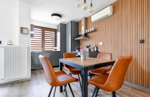 Sofia City Center Apartment | Free Parking in Center – Modern 2BR with Balconies