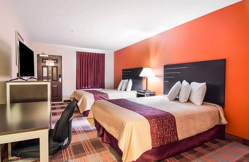 Mableton Hotel | FREE Parking! Martin Luther King Jr. National Historic Site Tour!