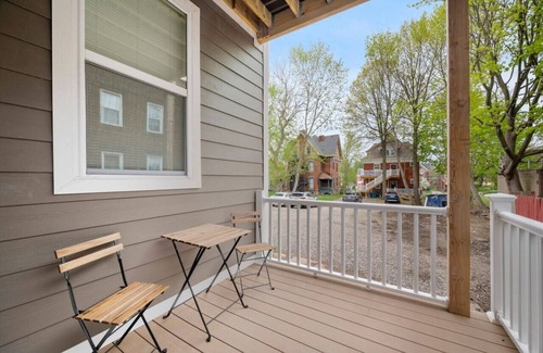 Point Breeze North House | Free Parking+Netflix+Games+BBQ Near Bakery Square