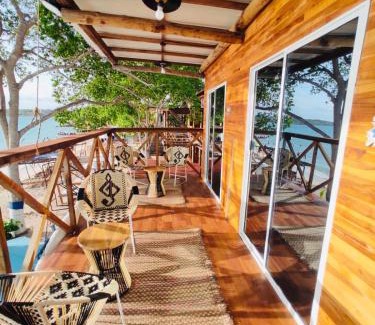 Bocachica Hotel | Freedom Beach Club