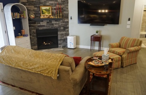 McHenry House | Freedom Haven - Newly built home offers utmost privacy and quality at every.....
