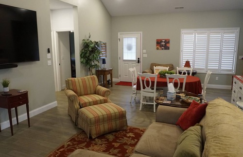 McHenry House | Freedom Haven - Newly built home offers utmost privacy and quality at every.....
