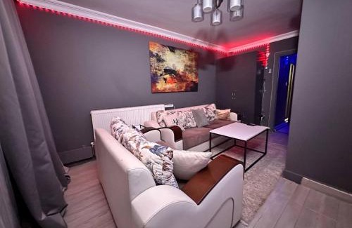 Taksim Apartment | FREEDOM MODERN AND LUXRY 1BD TAKSIM SISLi