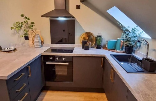 Trafford Apartment | FreeParking Near Trafford Centre by City SuperHost