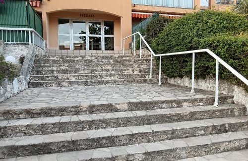 Saint-Mandrier-sur-Mer Apartment | Fregate