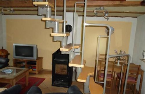 Kenz-Kustrow House | Freistehendes Ferienhaus In Ruhiger Lage