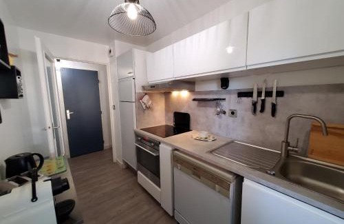 Frejus Plage Apartment | FREJUS PLAGE Miougrano T2 55m2 Climatise Piscine