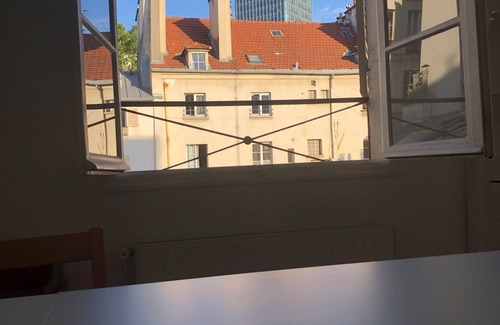 Saint-Victor Apartment | French flat in the center of Paris