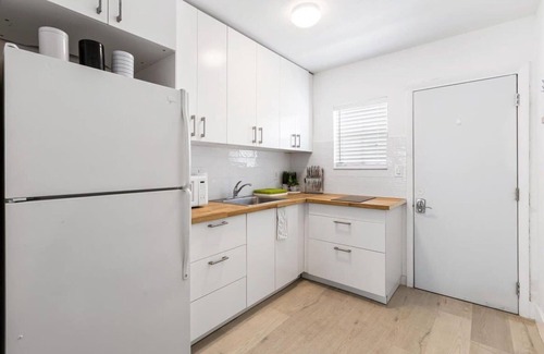 Victoria Park Condo | Fresh Cozy Studio – Victoria Park Near Beach