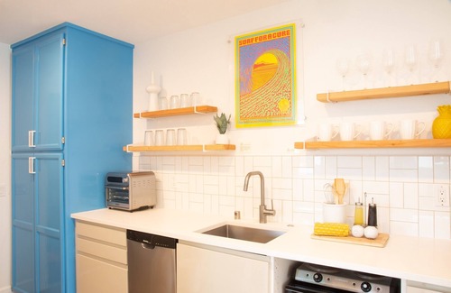 San Diego Coast Apartment | Fresh & Walkable Bright Beach Bungalow