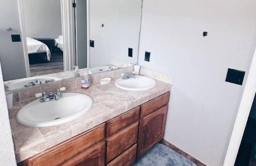 Turlock House | Freshly Remodeled Modern Home